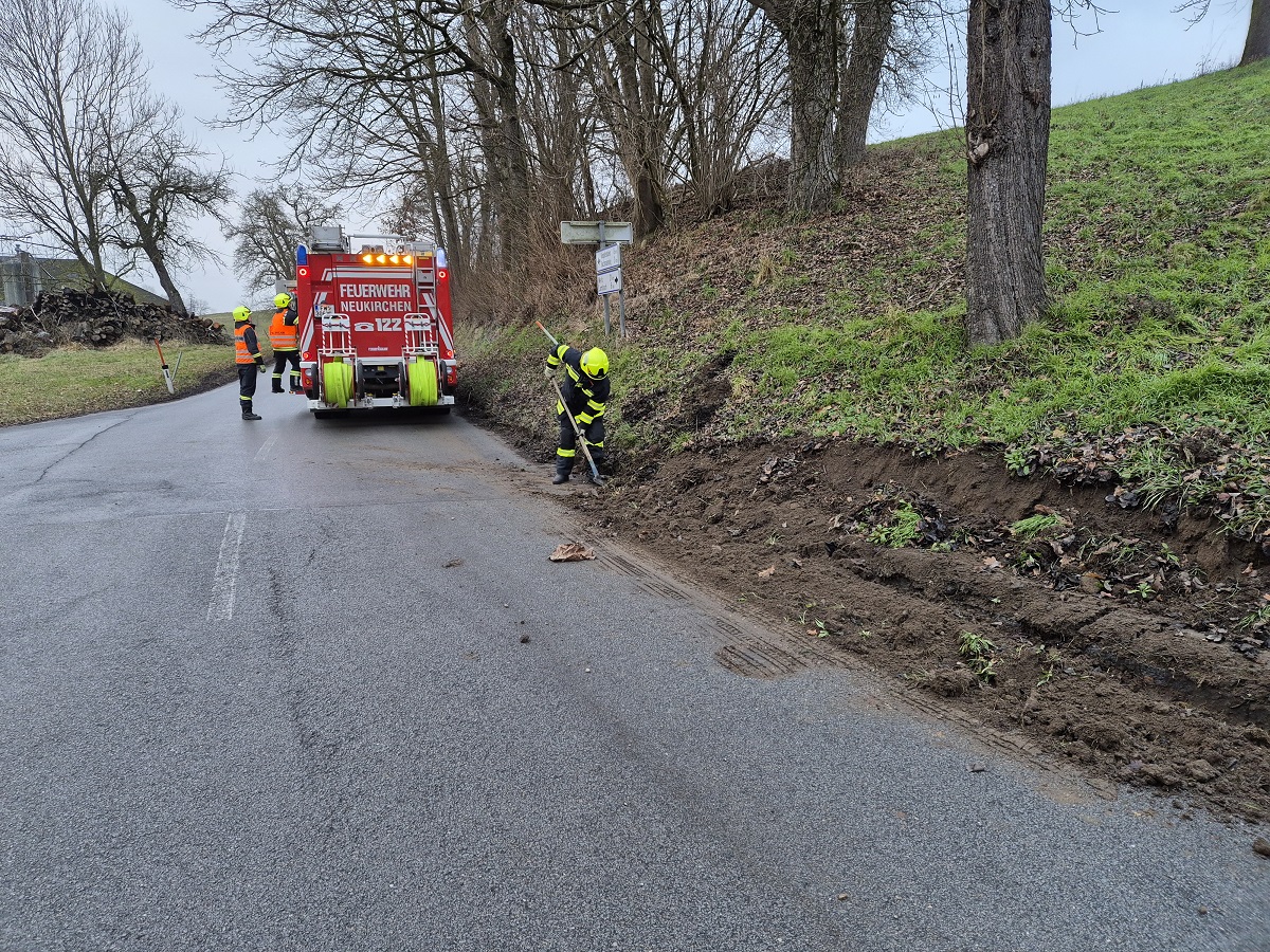 Freimachen von Verkehrswegen in Willing