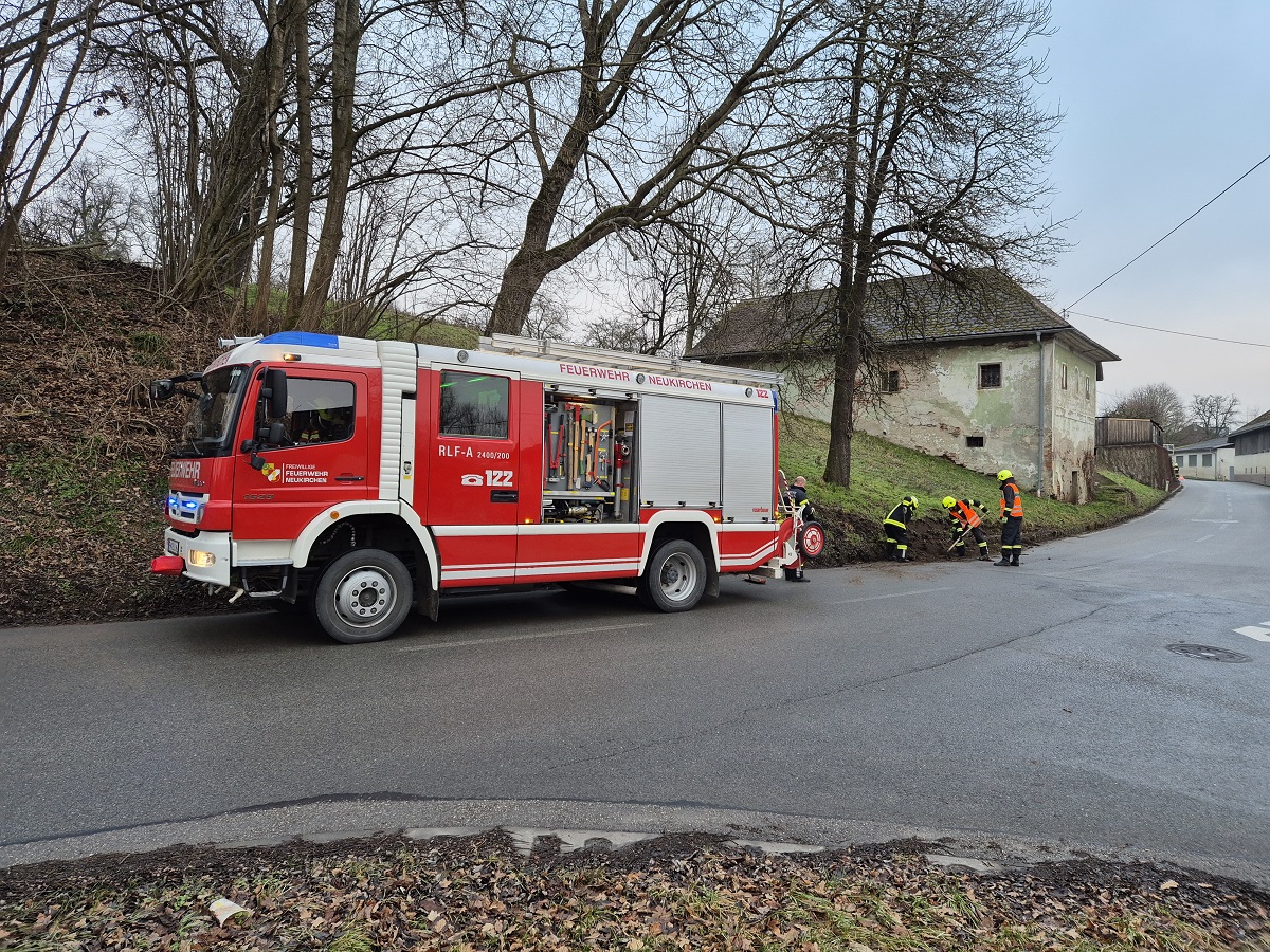 Freimachen von Verkehrswegen in Willing